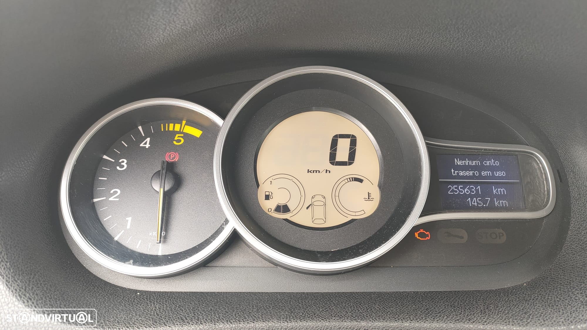 Renault Mégane 1.5 dCi Confort - 8