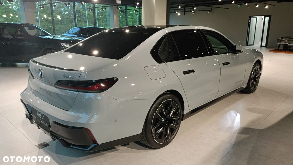 BMW Seria 7 - 6