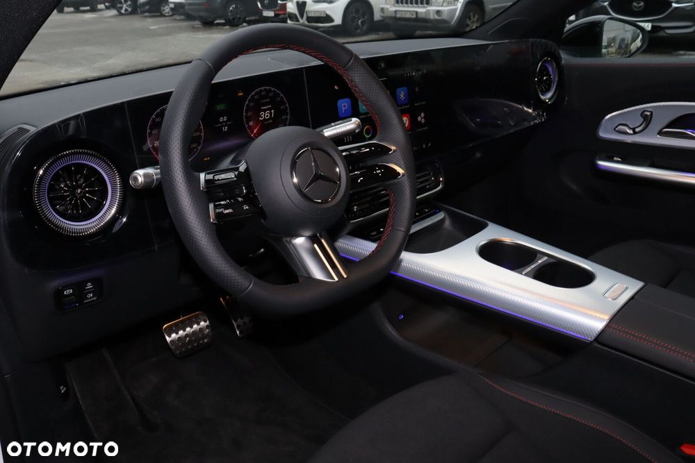 Mercedes-Benz CLA - 9