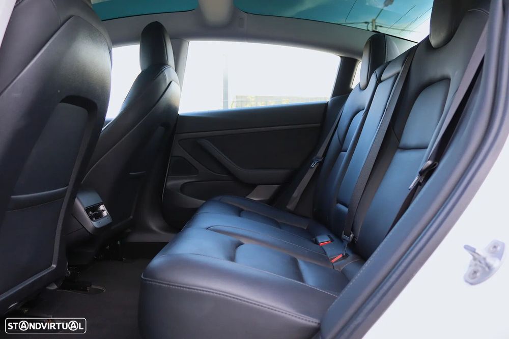 Tesla Model 3 Standard RWD Plus - 27