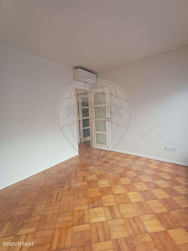 Apartamento T2 para arrendamento - Grande imagem: 3/16