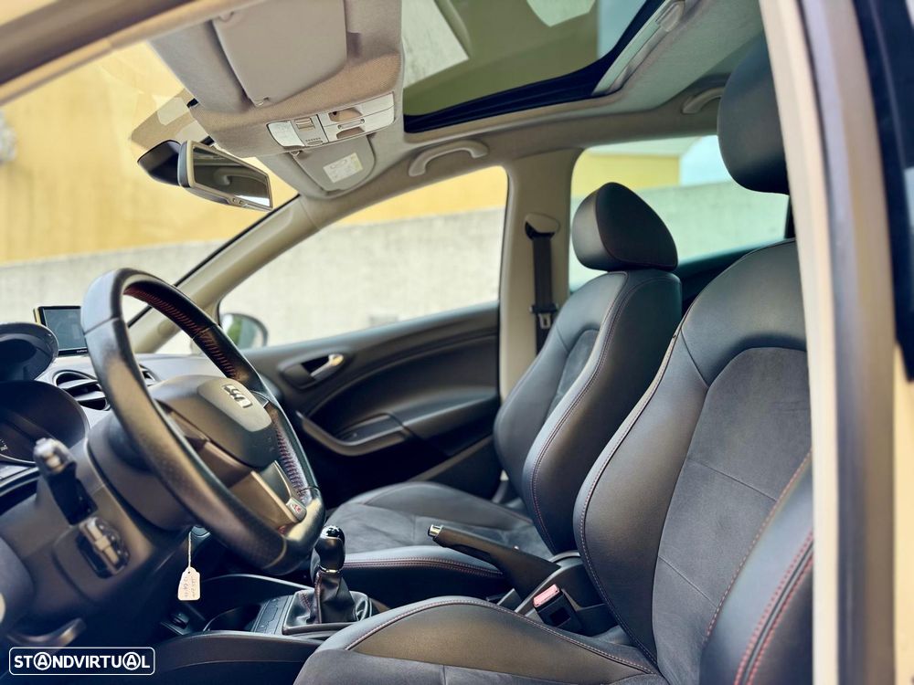 SEAT Ibiza ST 1.2 TSI FR 30 Anos - 18