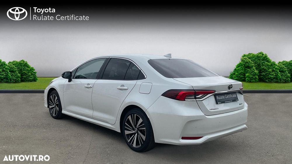 Toyota Corolla 1.8 HSD Dynamic - 3