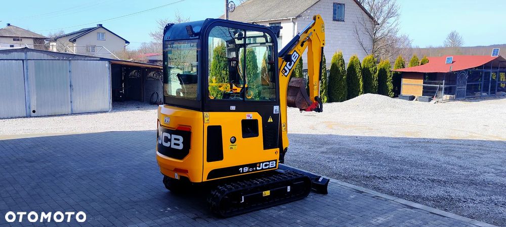 JCB JCB 19 C -1 ful opcja najbogatsza jak nowa mini koparka sprowadzona 8020 1 wł 8018 okazja 16 - 23