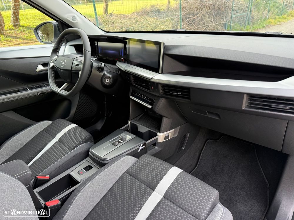 Opel Frontera 1.2 Hybrid GS eDCT - 34