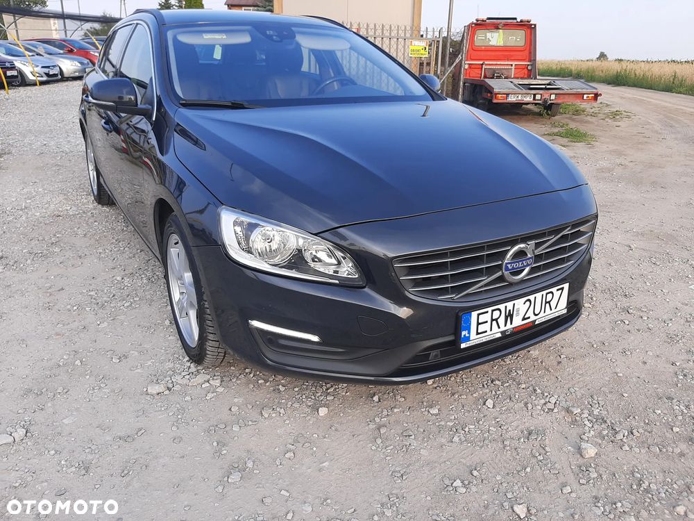 Volvo V60 D3 Geartronic Summum - 8