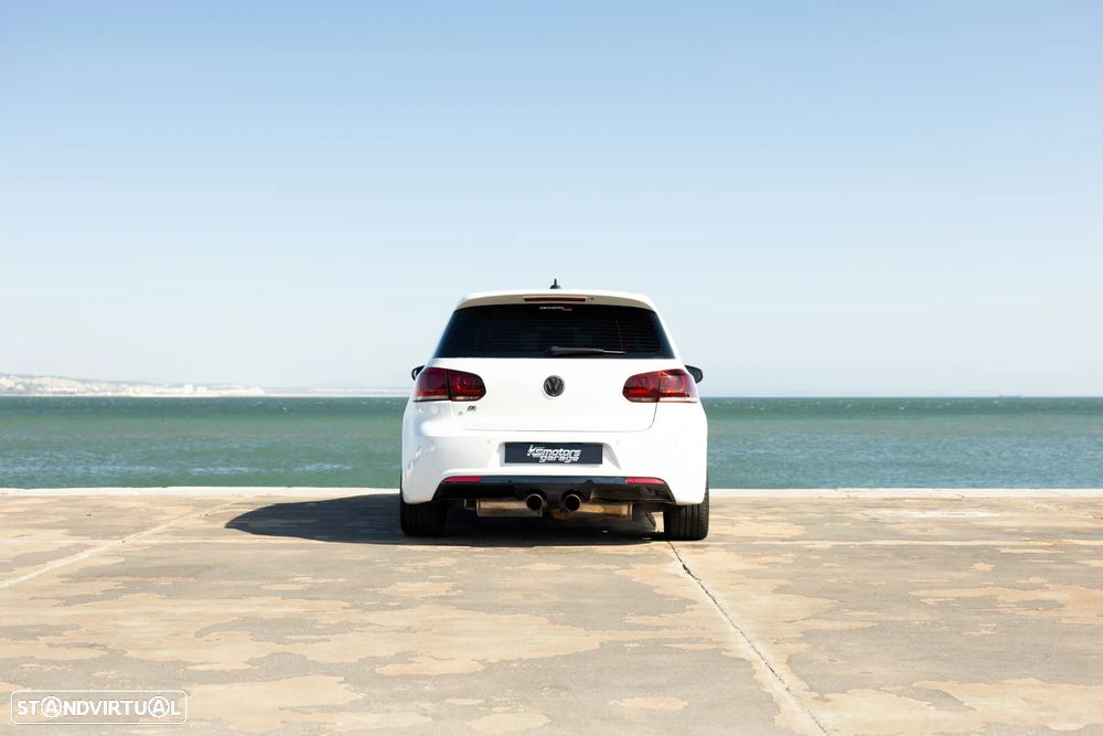 VW Golf 2.0 R DSG - 13