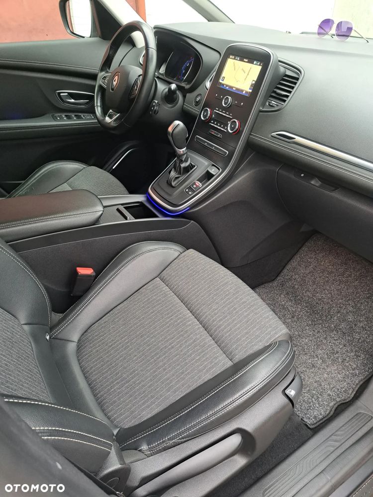 Renault Scenic TCe 140 GPF EDC BUSINESS EDITION - 8