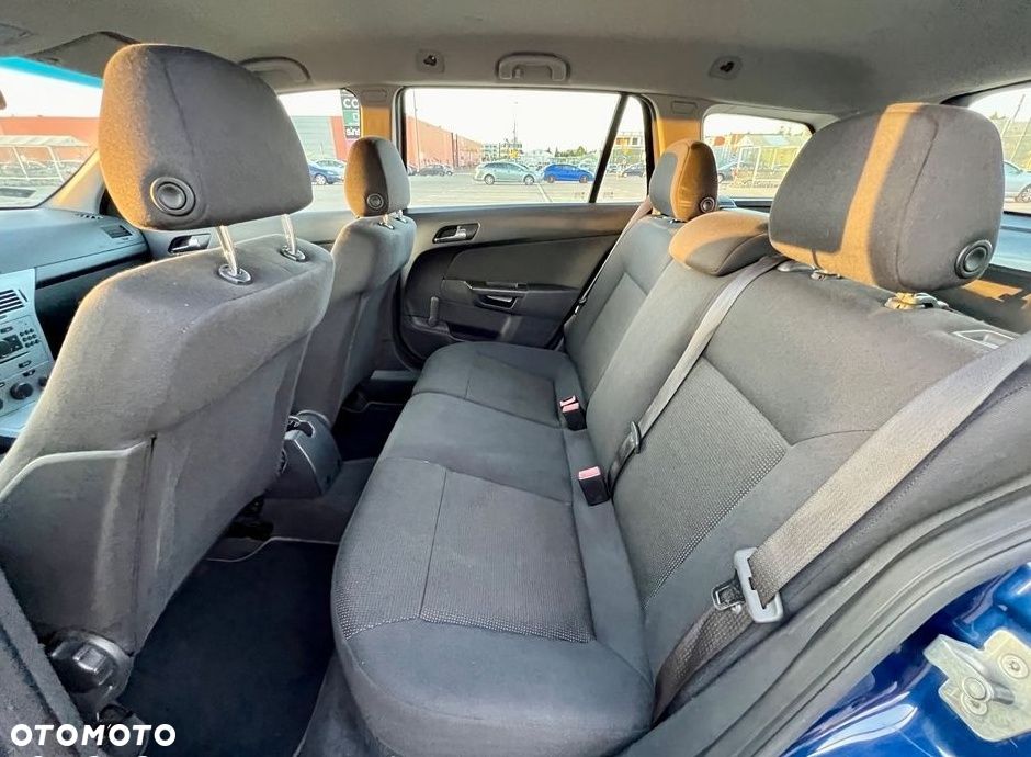 Opel Astra - 9