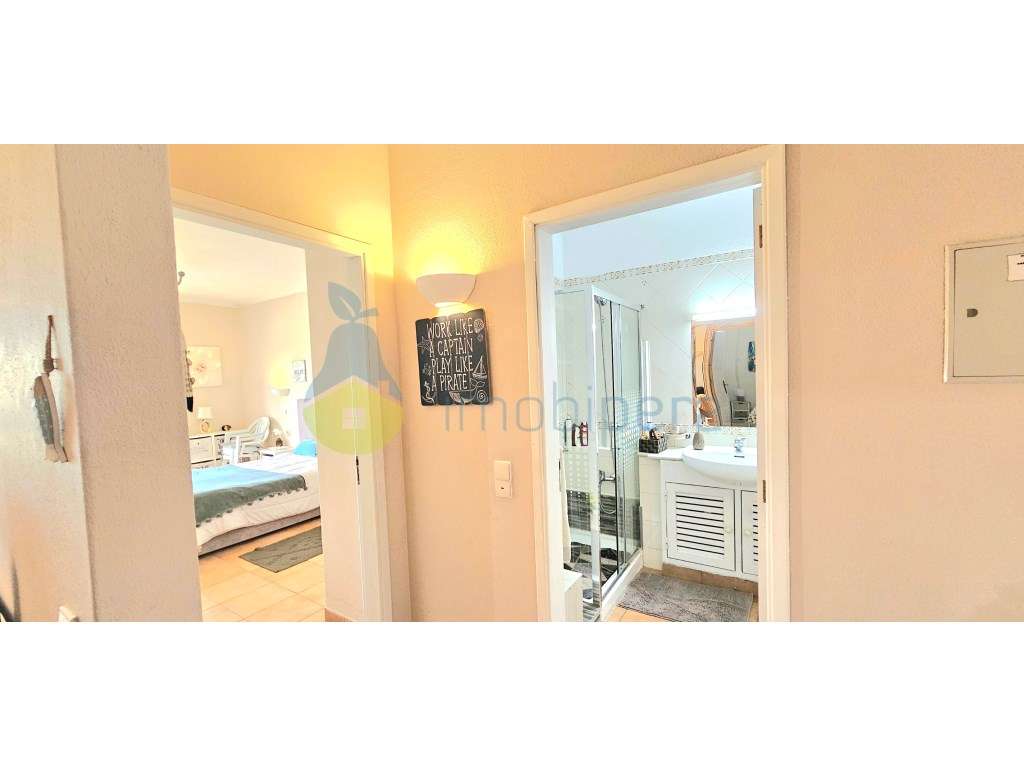 Portimão, Victor's Plaza 
Apartamento T1+1 localizado, num 2º anda... - Grande imagem: 3/48