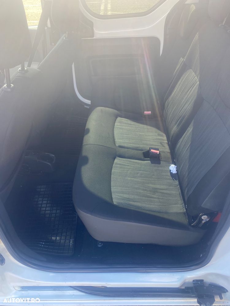 Dacia Dokker 1.5 dCi 90 CP Laureate - 12