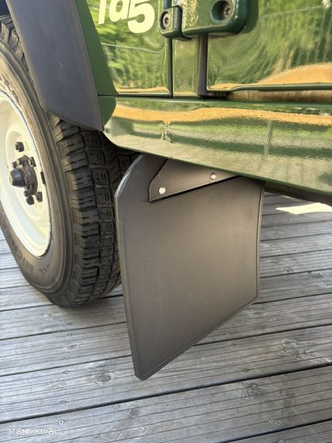 Land Rover Defender 90 2.5 TD5 Metal Top - 26