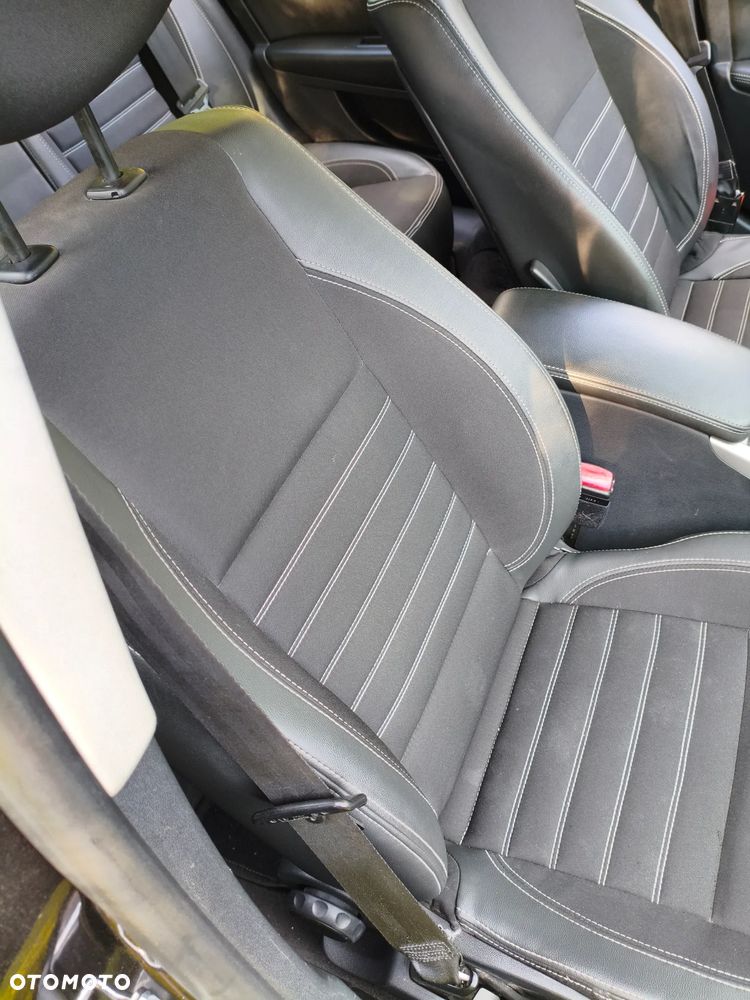 Renault Laguna 2.0 dCi Black Edition - 16