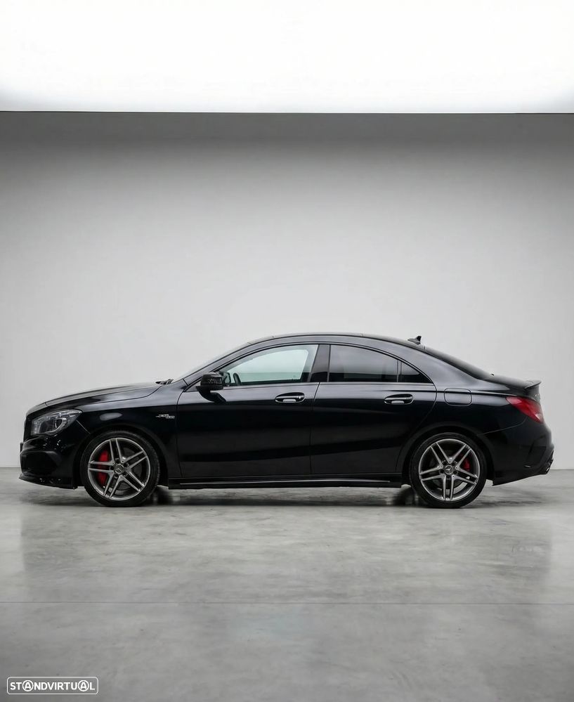 Mercedes-Benz CLA 45 AMG 4Matic 7G-DCT - 3