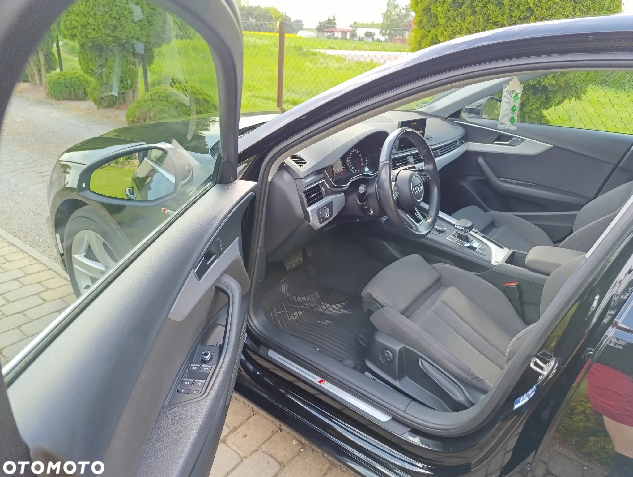 Audi A4 2.0 TDI S tronic - 23
