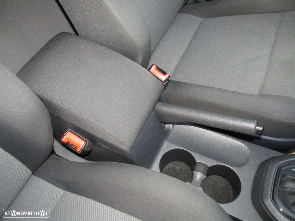 VW Caddy KingCab 2.0 TDI Business DSG - 42