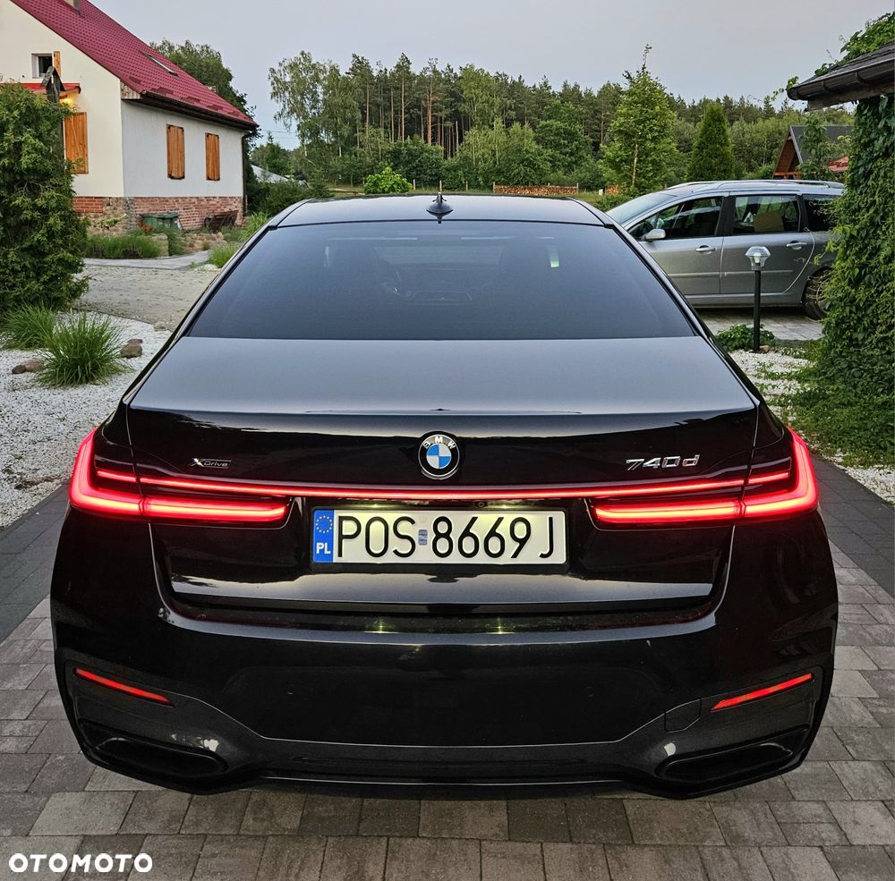 BMW Seria 7 - 8