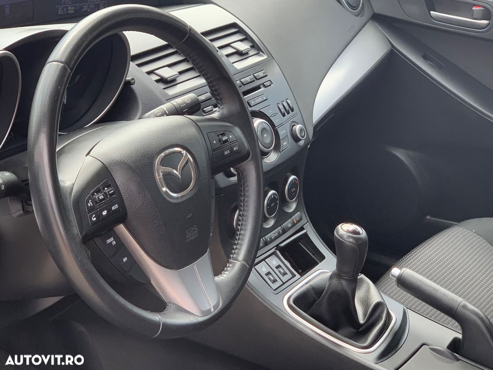 Mazda 3 - 3