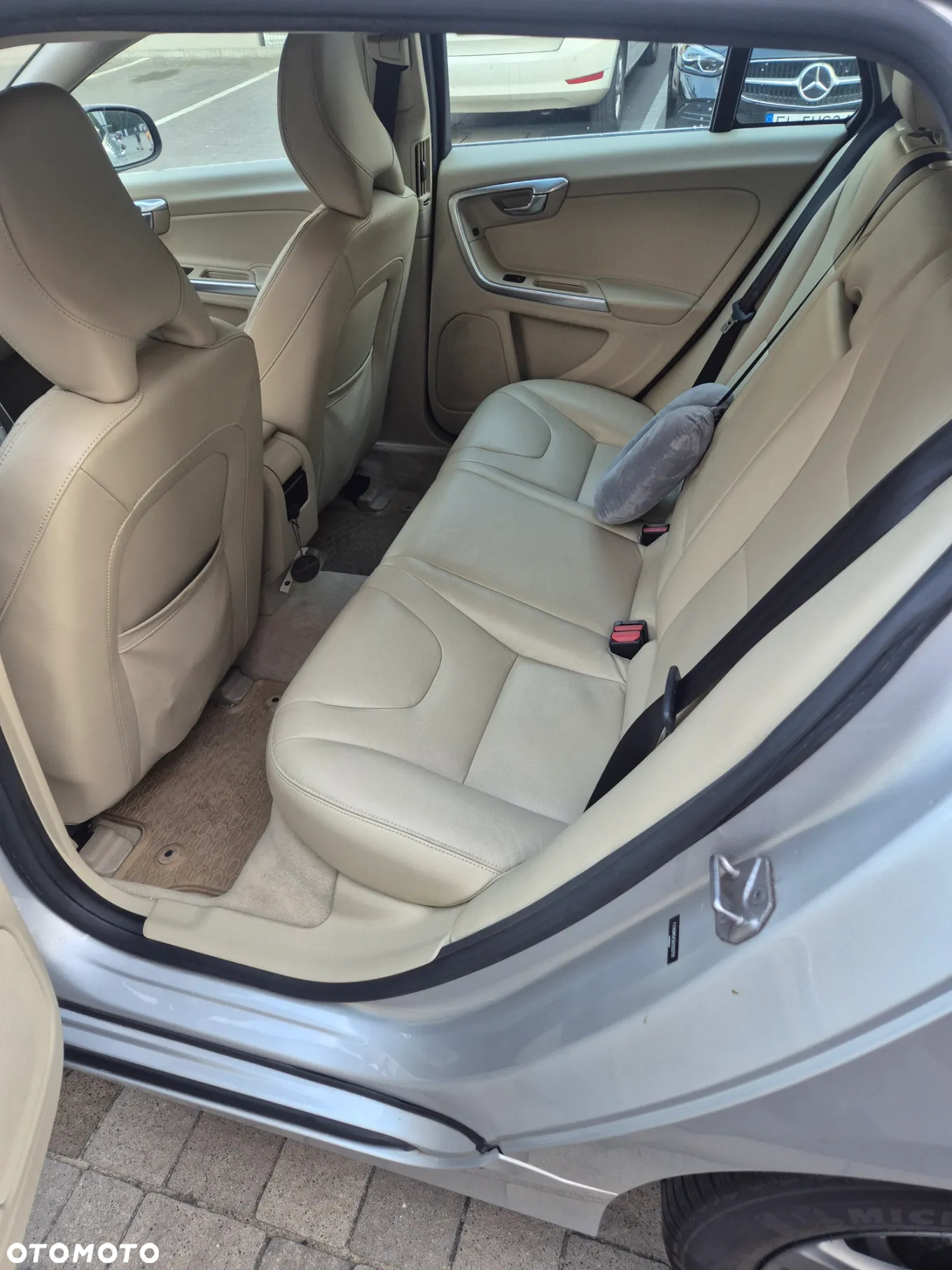 Volvo V60 - 15