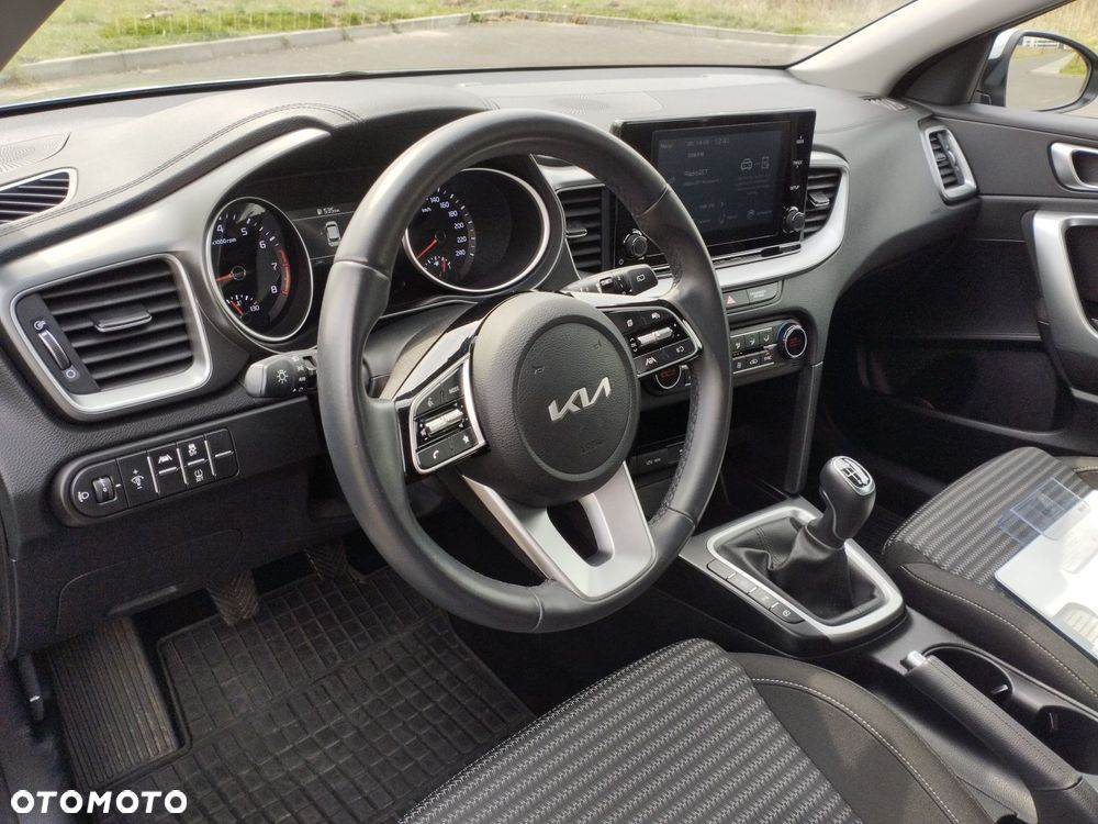 Kia Ceed 1.5 T-GDI M - 9