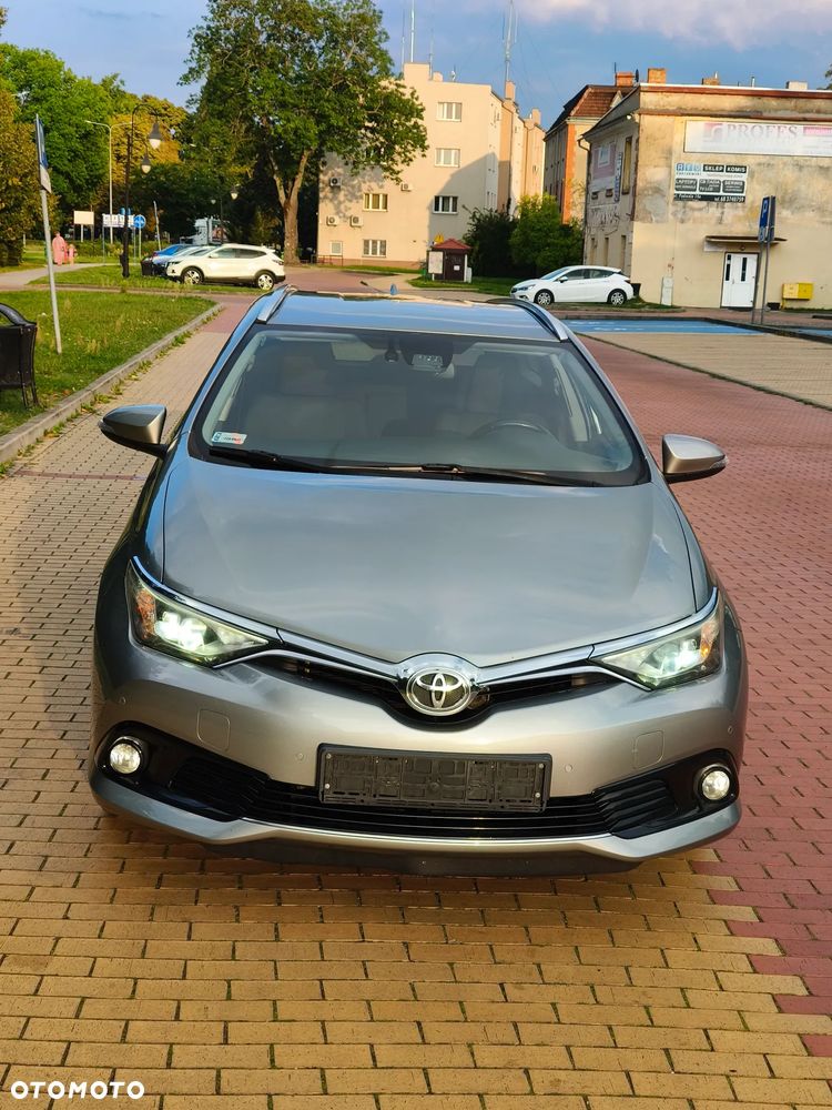 Toyota Auris 1.6 Comfort - 5