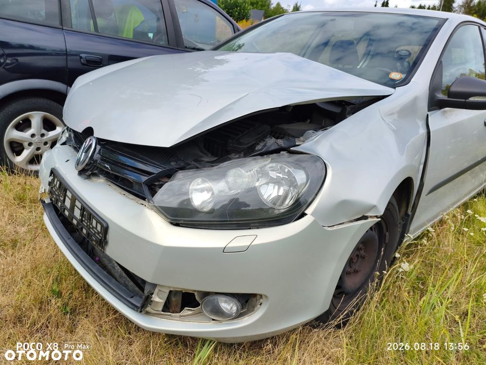 Volkswagen Golf 1.6 Trendline - 12