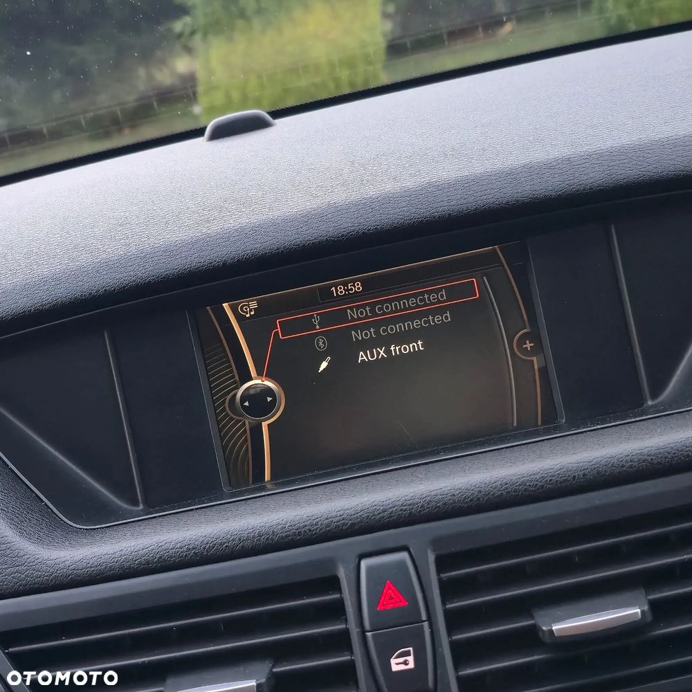 BMW X1 sDrive18d xLine - 36