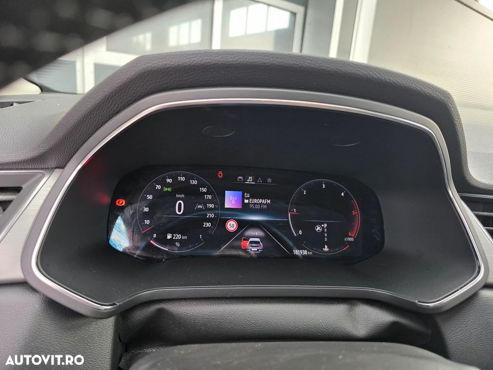 Renault Captur BLUE dCi 115 EDC INTENS - 21