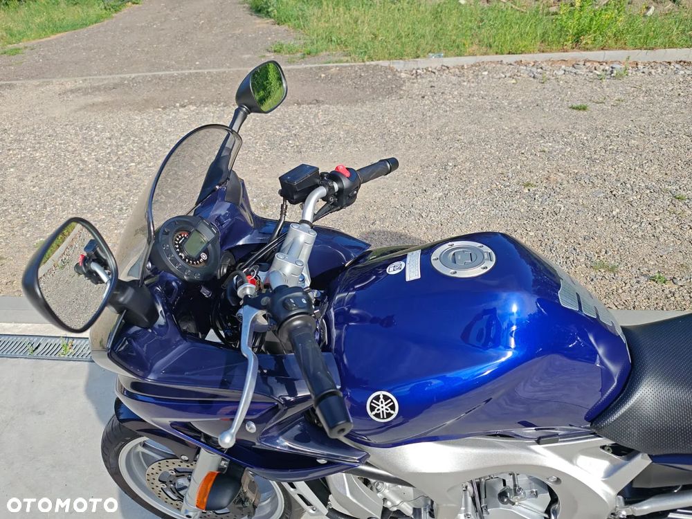 Yamaha FZ6 - 21