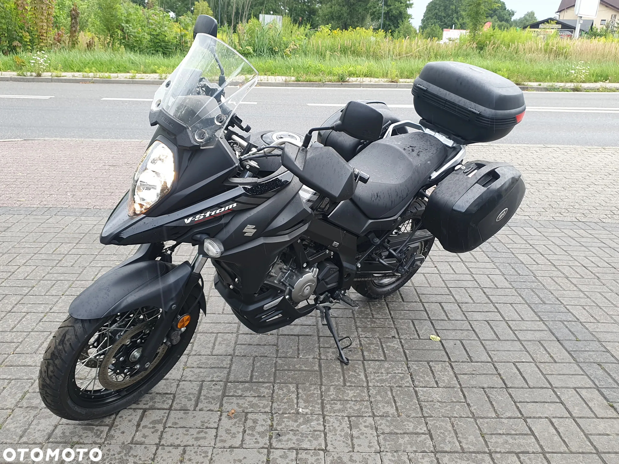 Suzuki V-STROM - 15