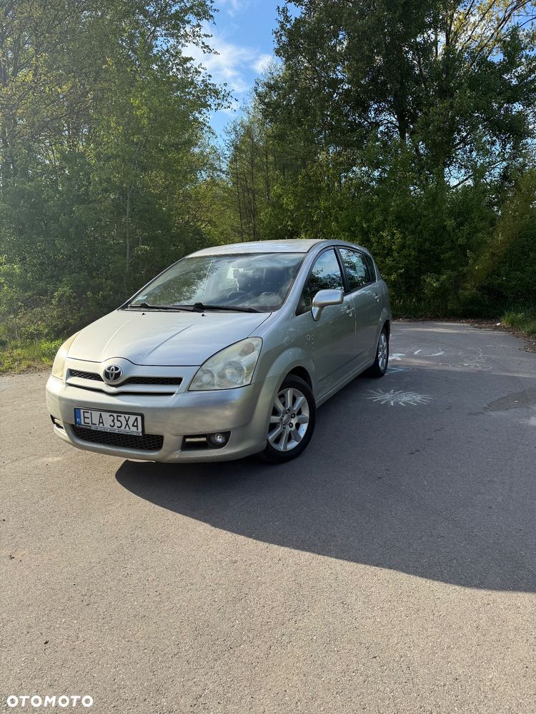 Toyota Corolla Verso 2.0 D-4D - 1