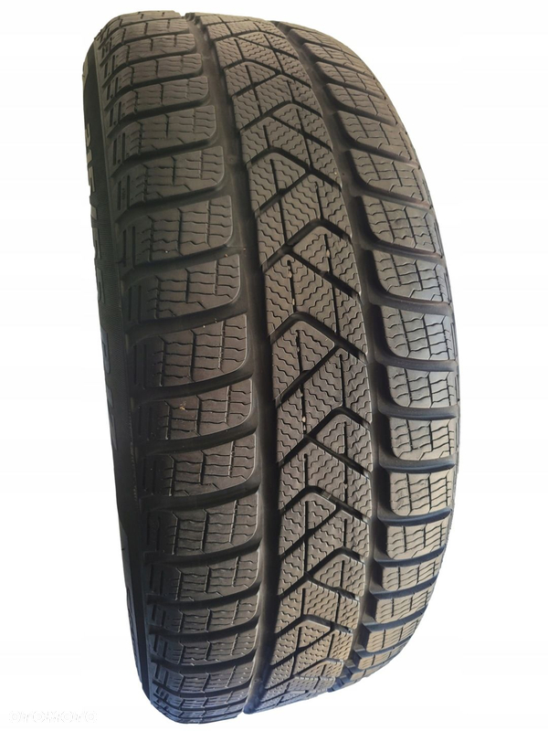 Pirelli winter sottozero 3 215/55 R17 94H 7mm 2020