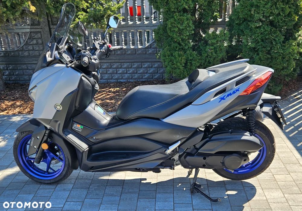 Yamaha X-max - 1