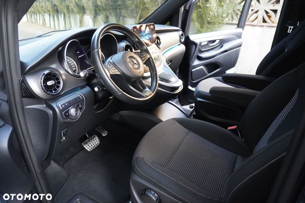Mercedes-Benz Klasa V 250 d lang 4Matic 9G-TRONIC Avantgarde - 2