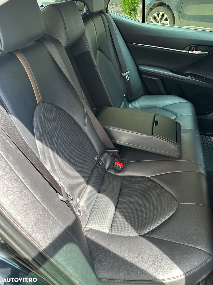 Toyota Camry 2.5 Dynamic - 20