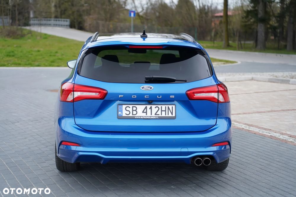 Ford Focus 1.5 EcoBlue Start-Stopp-System ST-LINE - 11