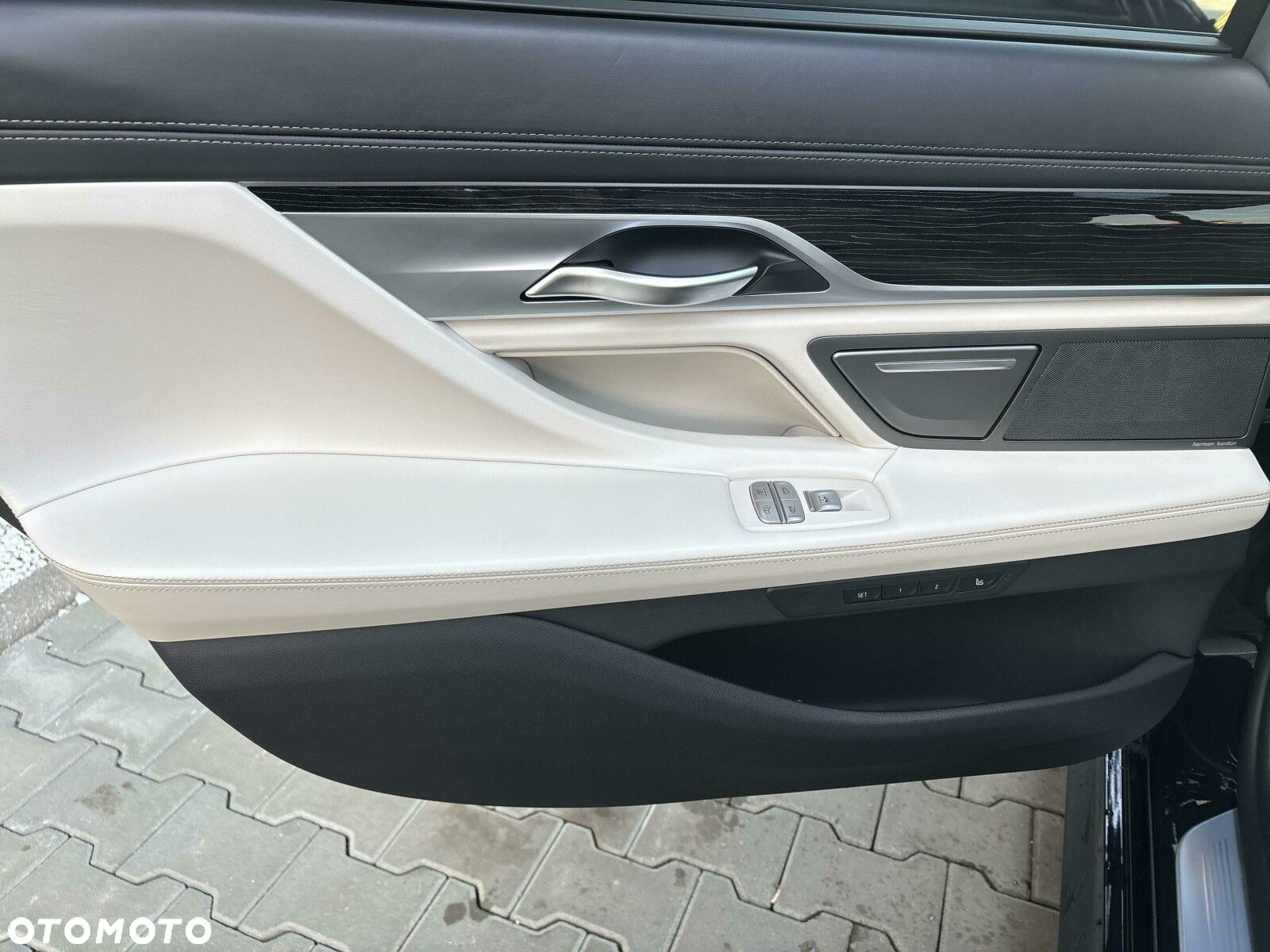 BMW Seria 7 - 20