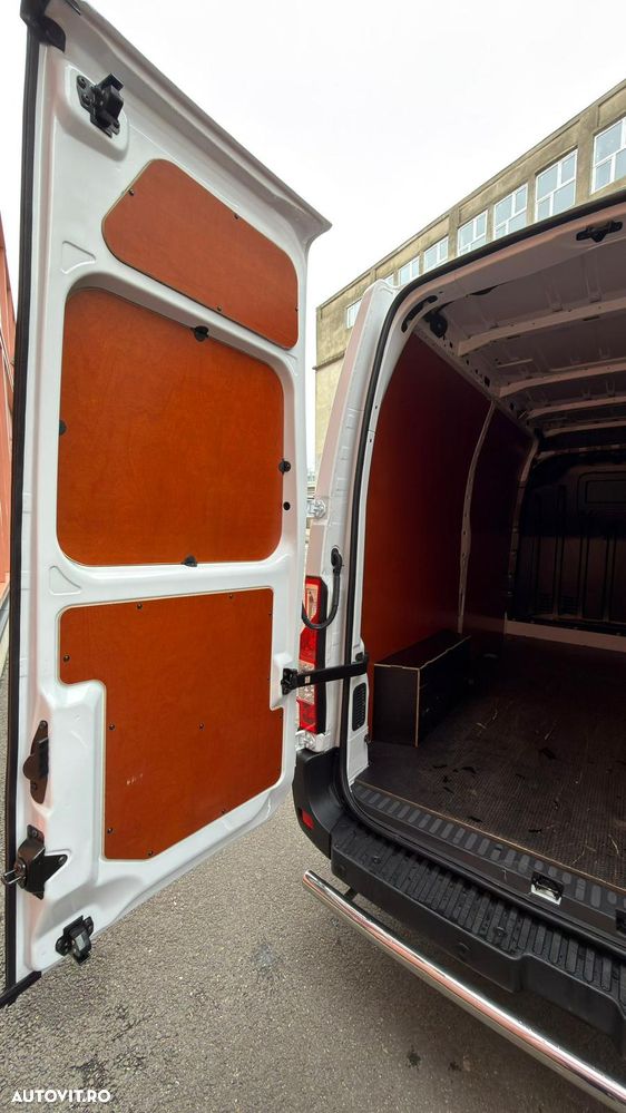 Renault Master - 10
