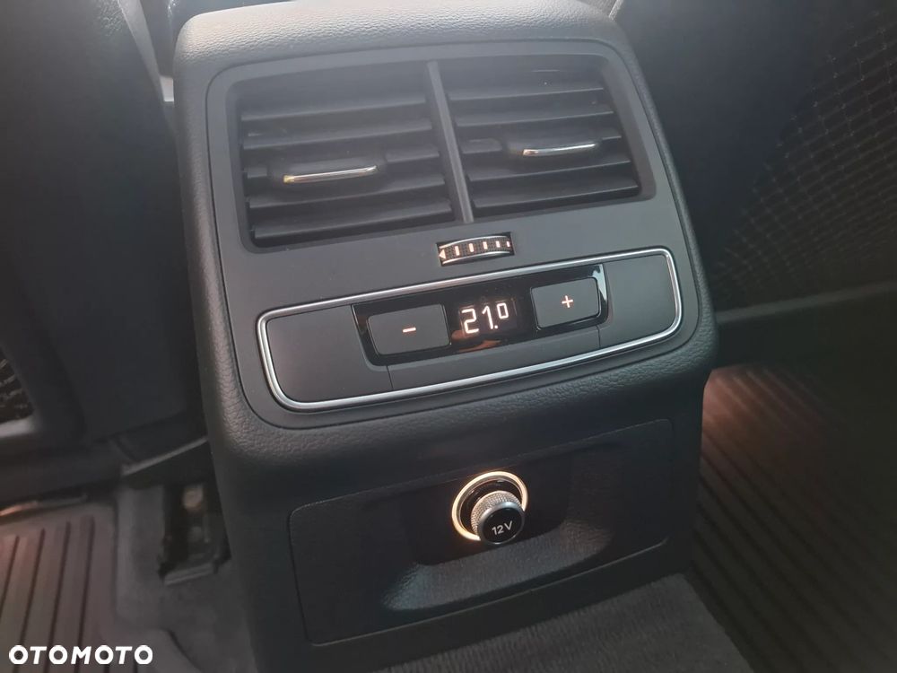 Audi A5 Sportback 2.0 TFSI quattro S tronic design - 12