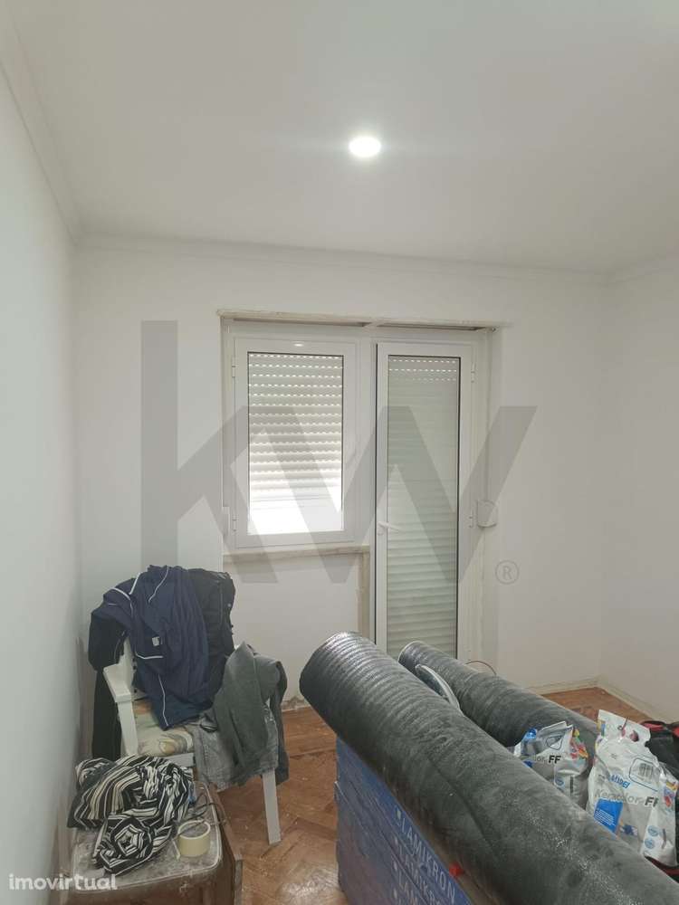 T3 Remodelado com Acabamentos Modernos - Rua Casal de São Vicente- Ama - Grande imagem: 3/10