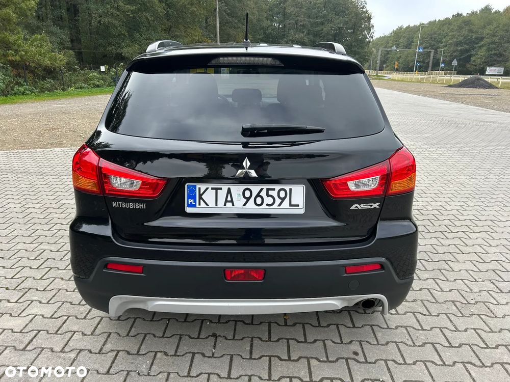 Mitsubishi ASX - 16