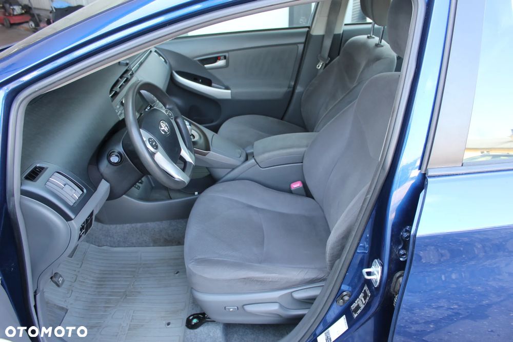 Toyota Prius - 14
