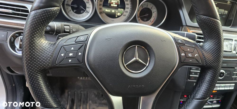 Mercedes-Benz Klasa E - 12