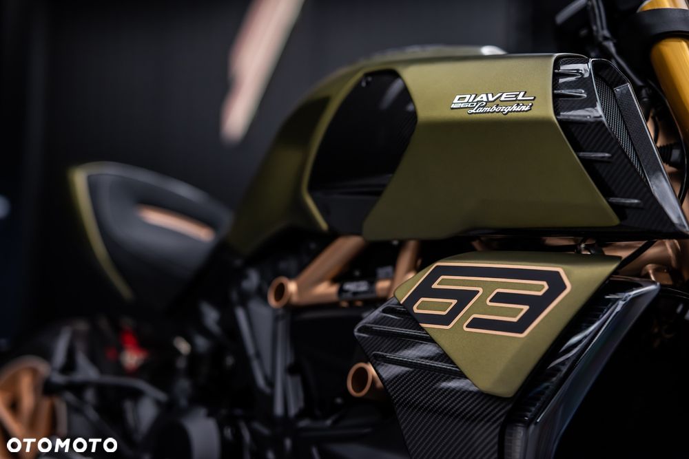 Ducati Diavel - 16