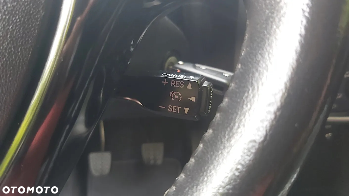 Toyota Aygo x-play - 32