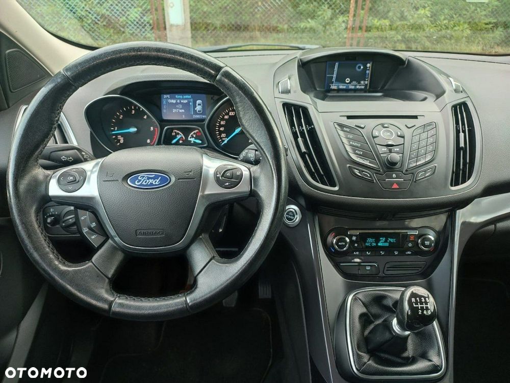 Ford Kuga - 6