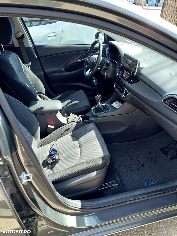 Hyundai i30 1.5 110CP 5DR M/T Comfort - 6