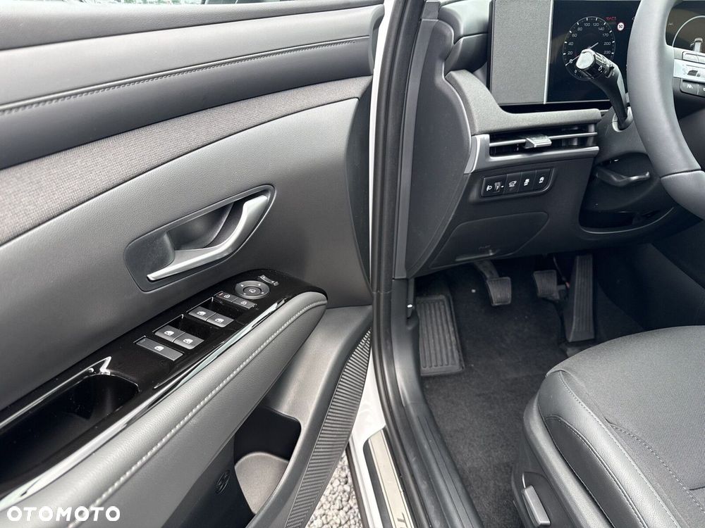 Hyundai Tucson 1.6 T-GDi Executive 2WD - 11