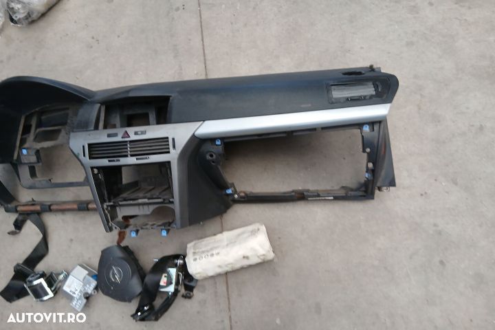 Kit airbag cu plansa de bord 24451349 560834901 13111344 13181192 131 - 2