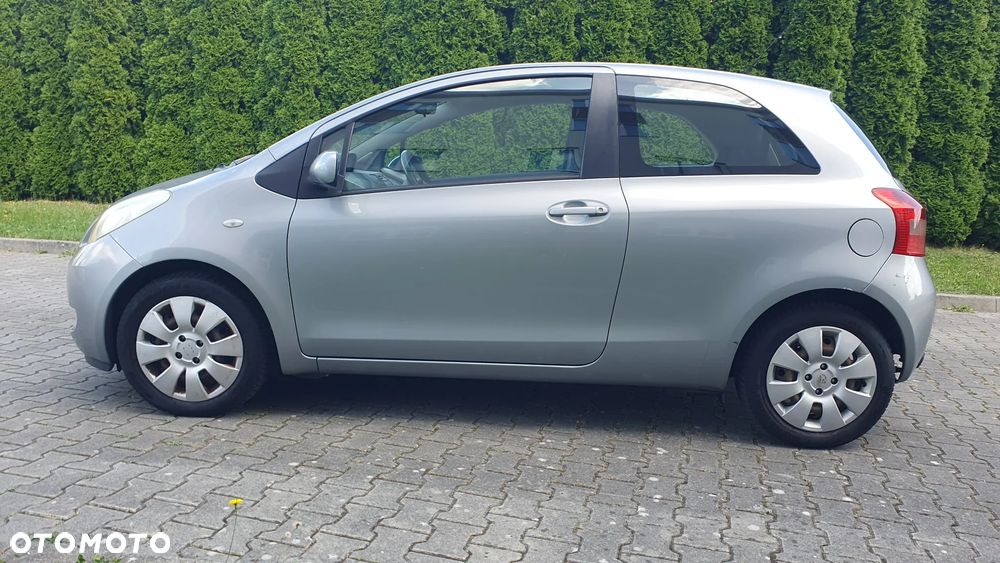 Toyota Yaris 1.3 Sol - 9